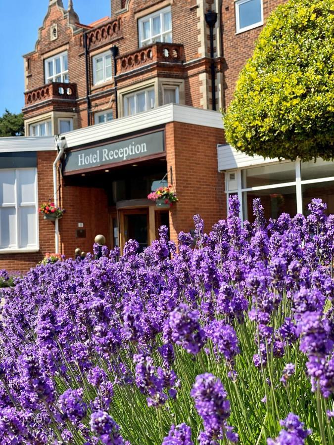 The Orwell Hotel Felixstowe Eksteriør billede