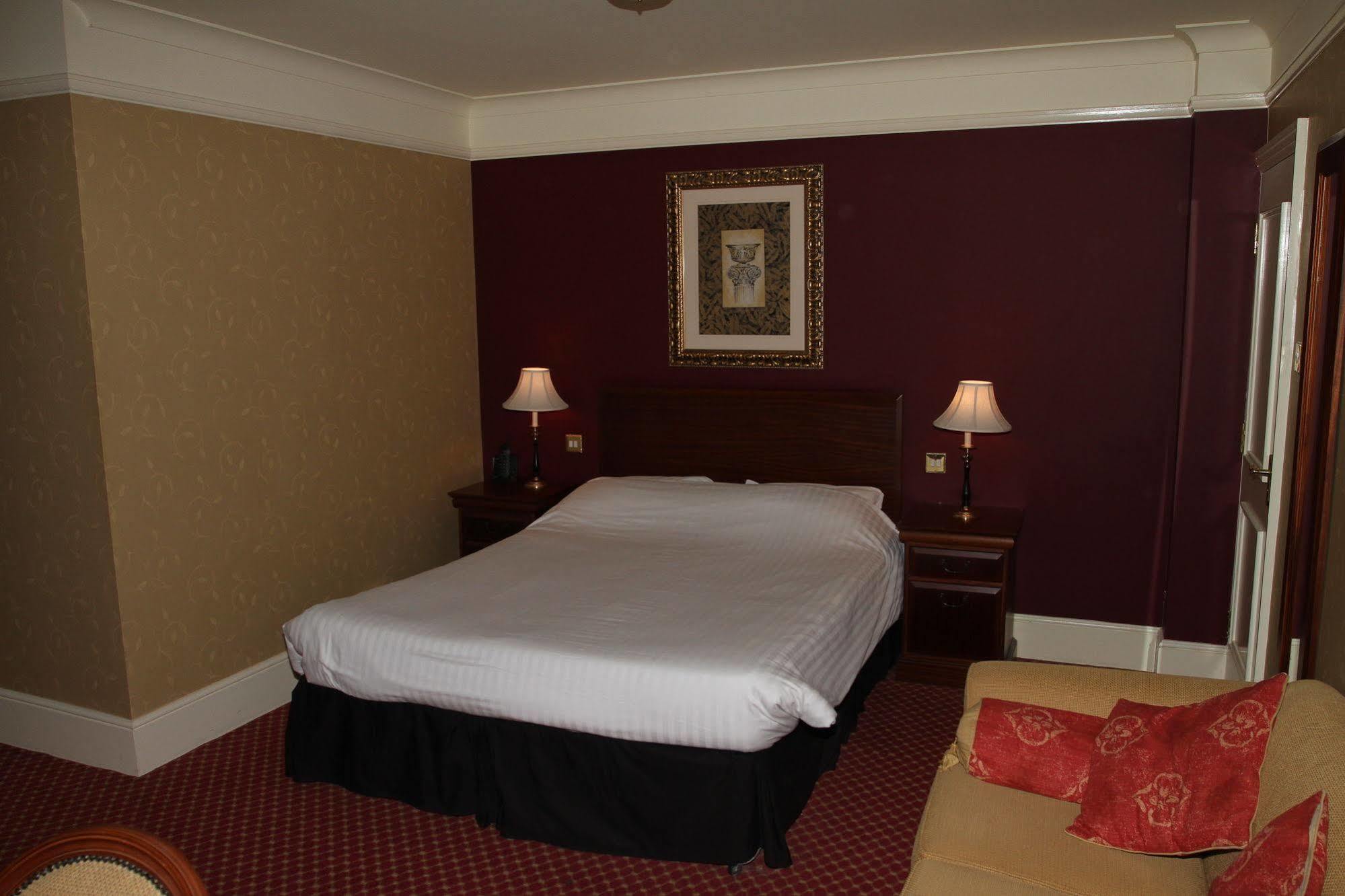 The Orwell Hotel Felixstowe Eksteriør billede